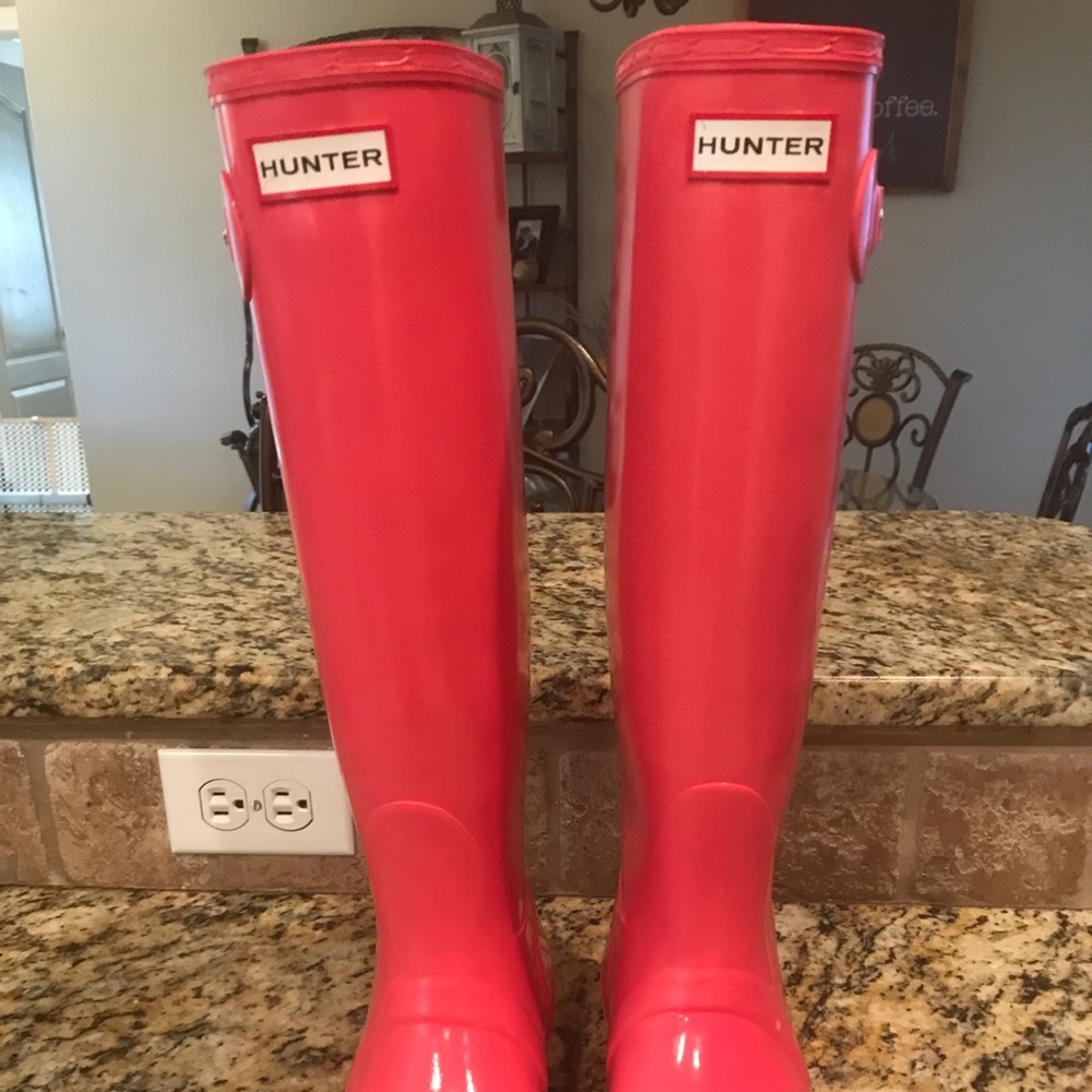 Pink Hunter tall rain boots